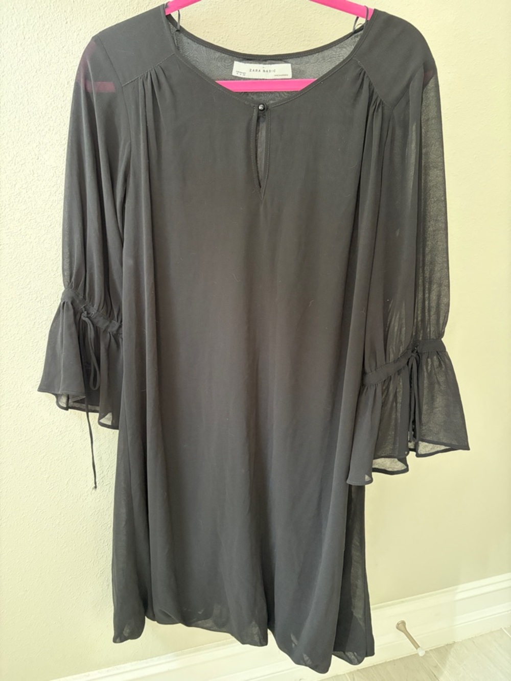 Zara Basic women’s black flowy dress size M